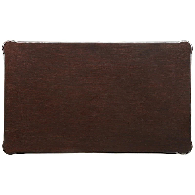 Mesa de centro con patas torneadas