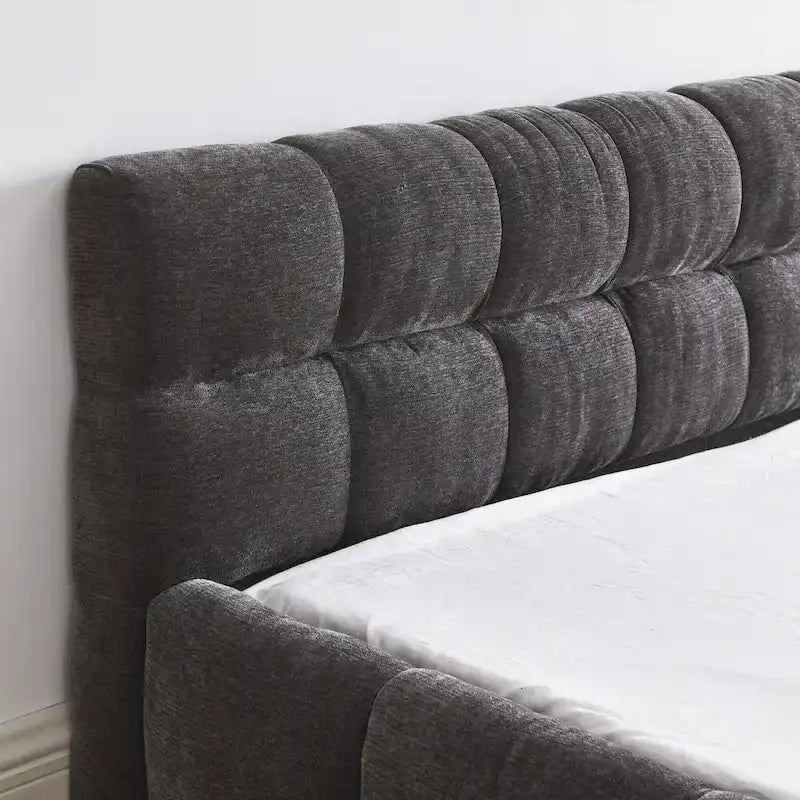 Cama de plataforma tapizada con cabecero