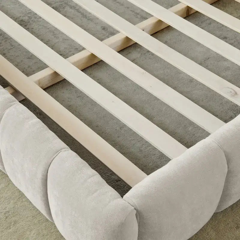Cama de plataforma tapizada con cabecero