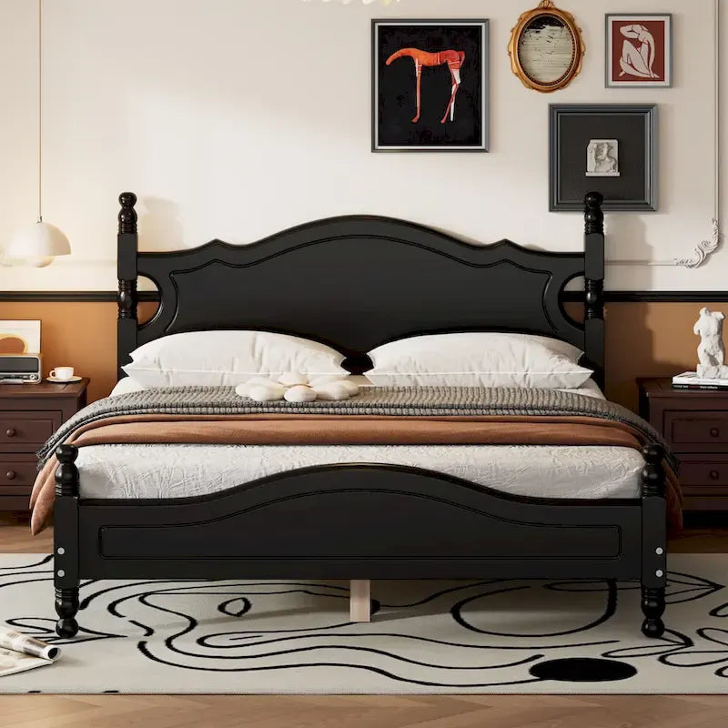 Cama tipo plataforma de madera de pino con cabecero