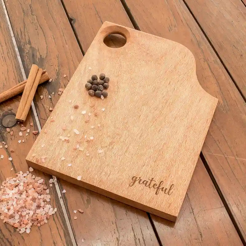 Tabla de cortar artesanal de madera de roble