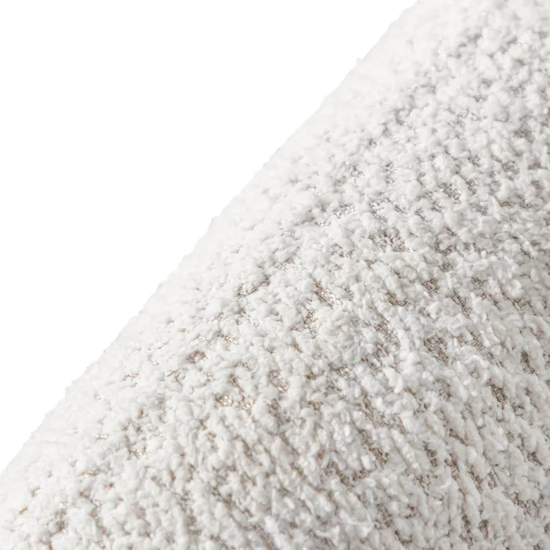 Sillón auxiliar de bucle con brazos curvos modernos, asiento estilo riñón y patas de madera redondas