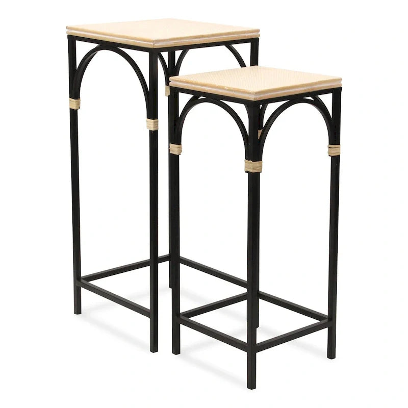 Juego de 2 mesas auxiliares cuadradas de madera y metal con detalles de ratán